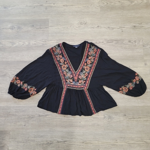 American Eagle Women Embroidered Boho Blouse Size Small - Picture 2 of 12